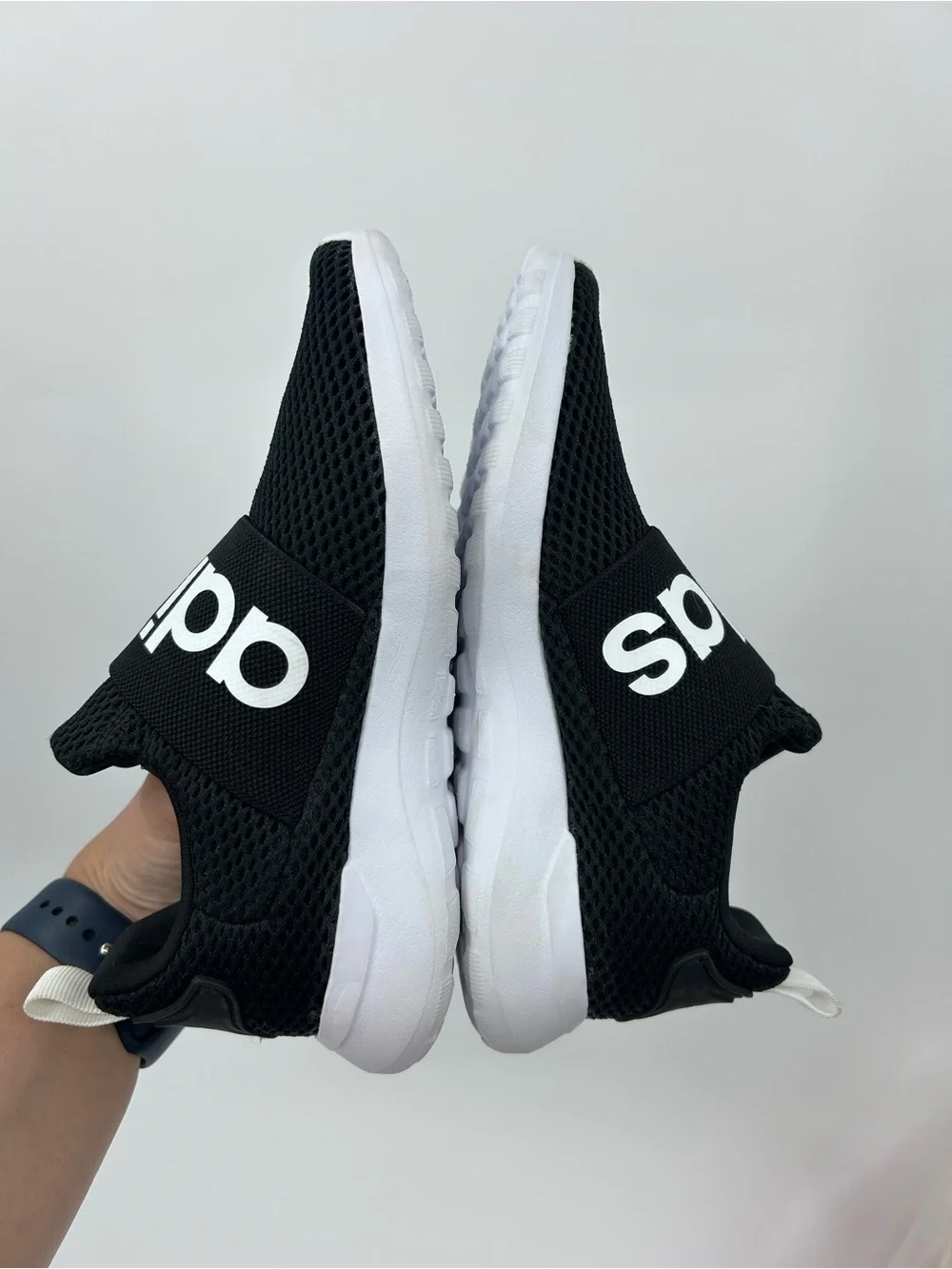Adidas Kids Black Slip-On Athletic Shoes Youth Size 1